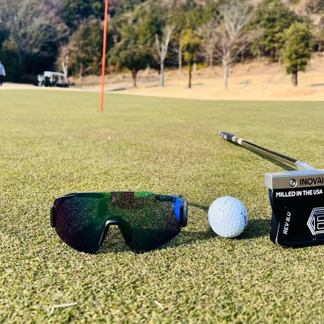 What Are High-Contrast Sunglasses? Exploring Their Application in Golf - MAKAEYEWEAR